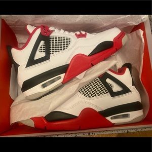 NWT Air Jordan 4 Retros. Perfect condition in the box and never worn!!